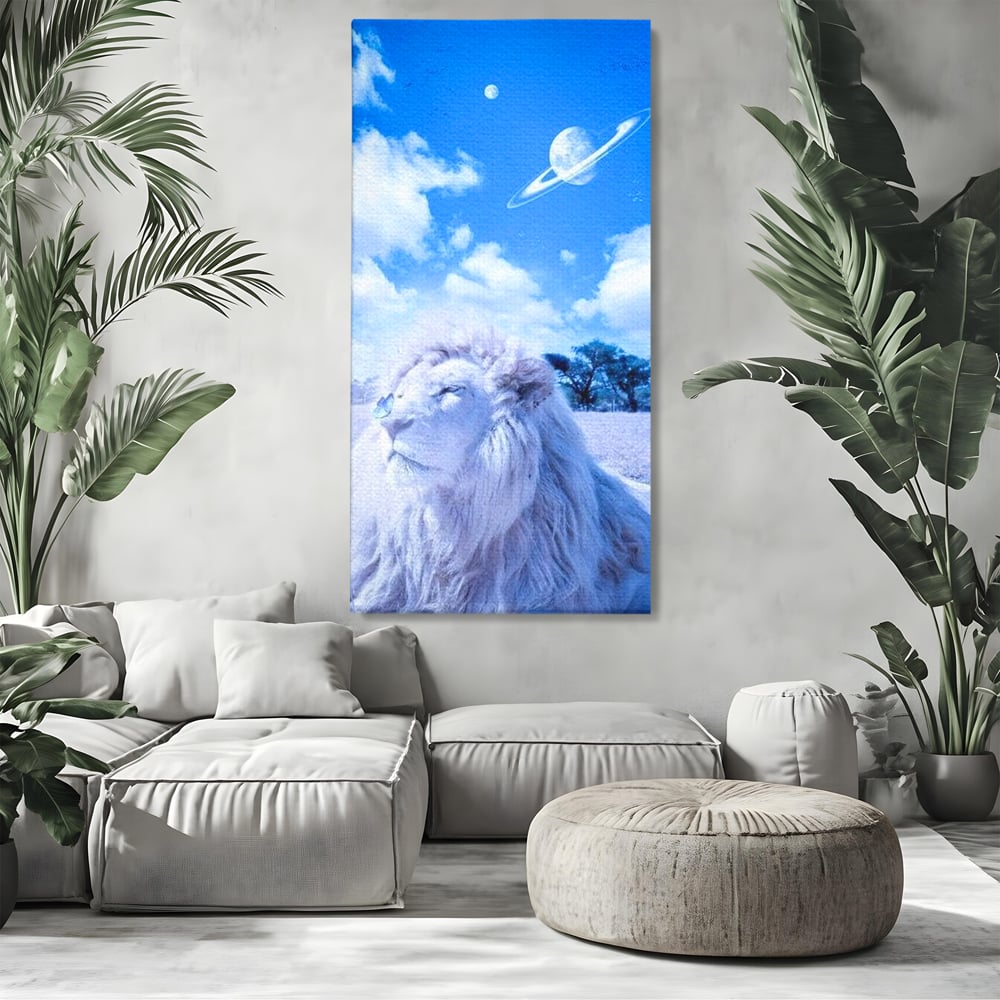 Tablou canvas cu tablou canvas cu leu si planete, fara rama, pe sasiu de lemn, pe perete intr-un living